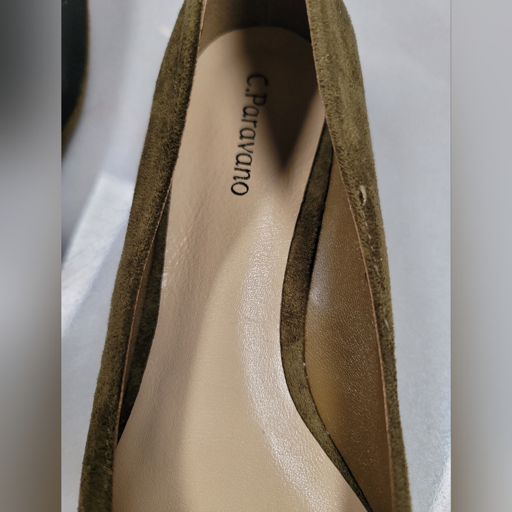 Sold Shoes - Picture 5 of 8